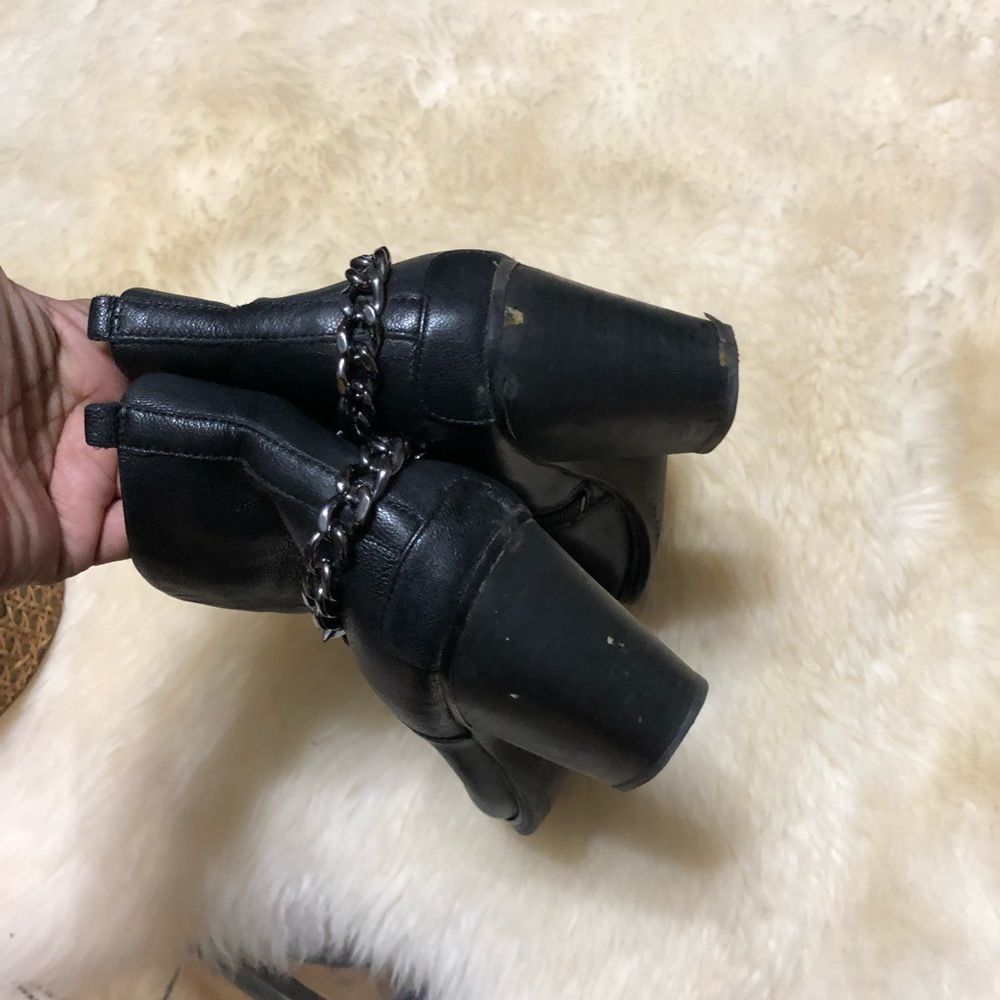Circo booties  - Picture 3 of 8